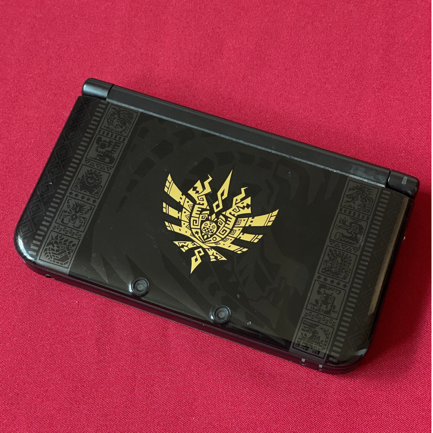 Nintendo 3DS LL (XL) Monster Hunter 4 speciální edice