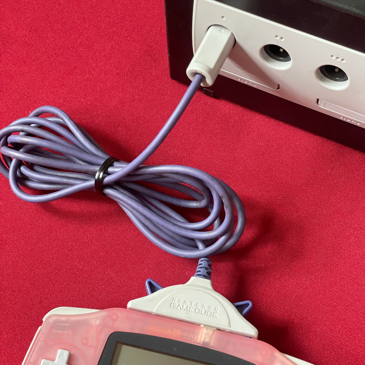 Nintendo GameCube – Game Boy Advance link cable