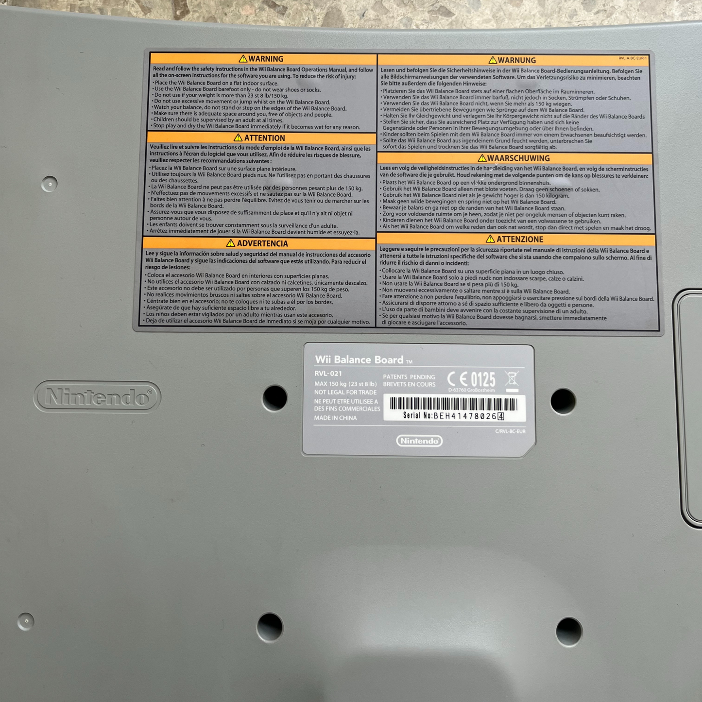 Nintendo Wii Balance Board + Wii Fit Plus