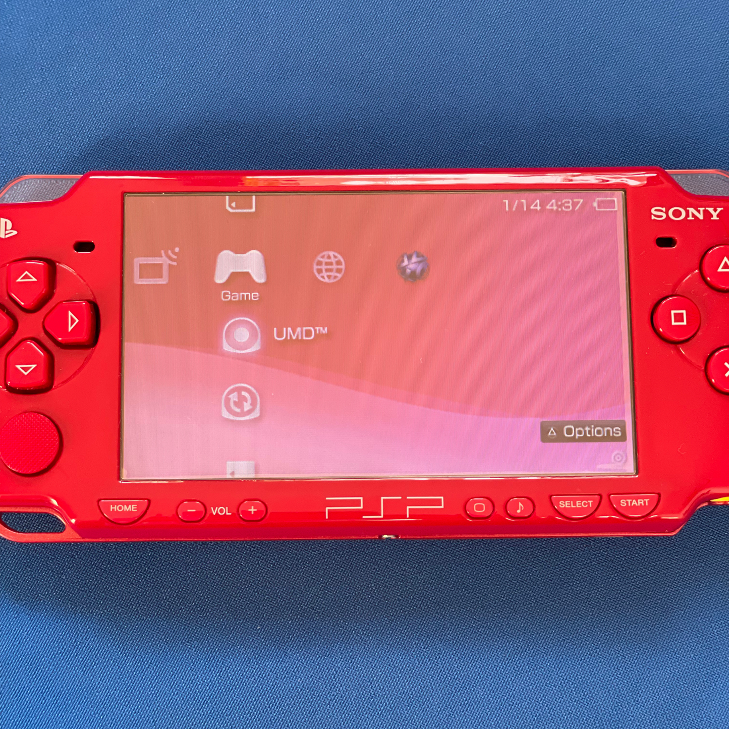 Sony PSP 2000 Radient Red