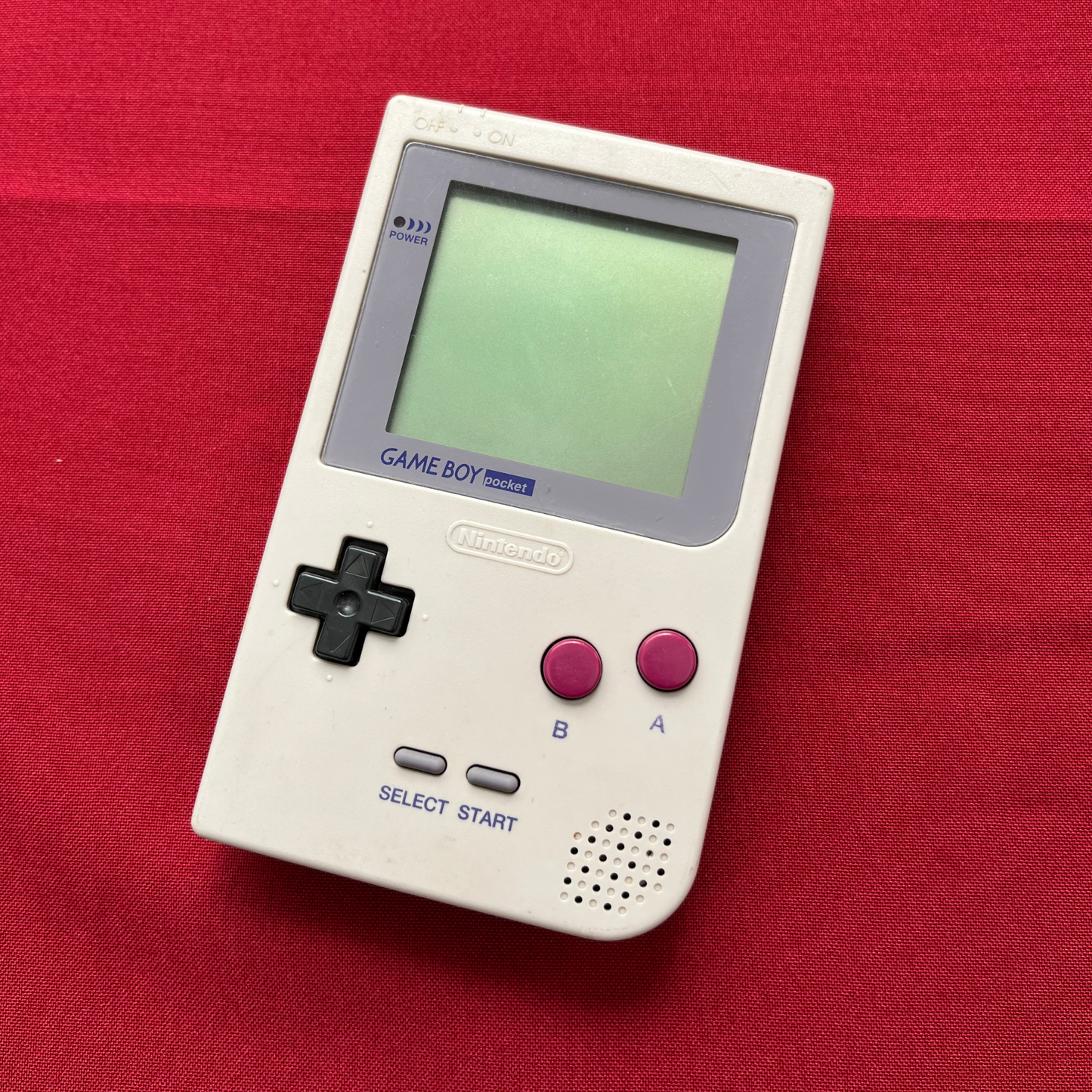 Nintendo Gameboy Pocket Off-White kompletní balení