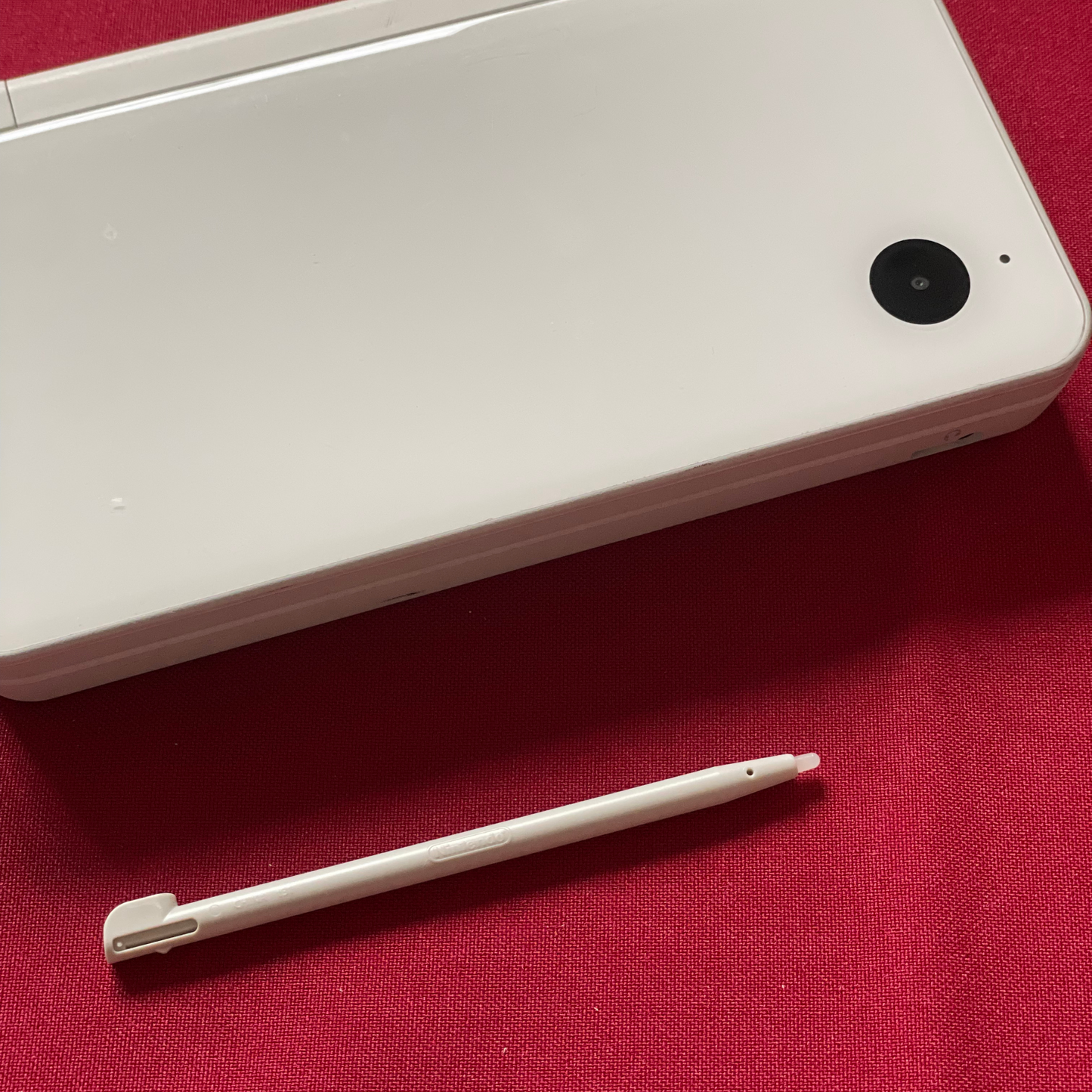 Nintendo DSi LL (XL) Natural White
