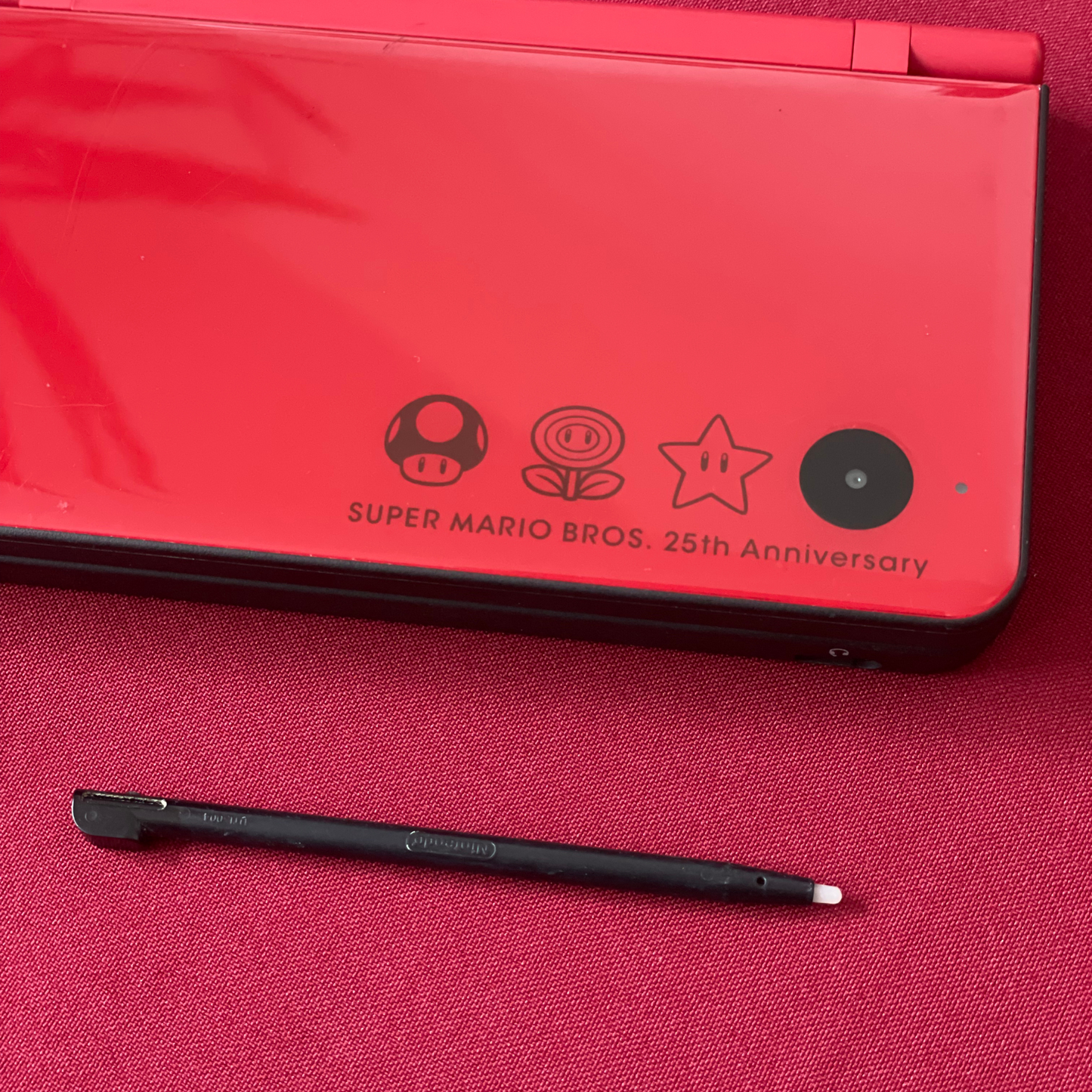 Nintendo DSi LL (XL) Super Mario Bros. 25th Anniversary edition