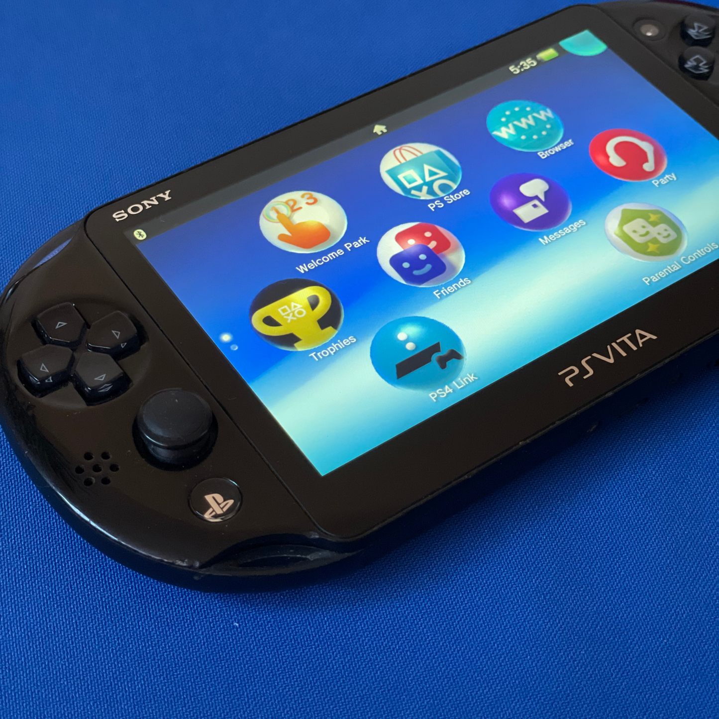 Sony PlayStation Vita 2000 (Slim) Black