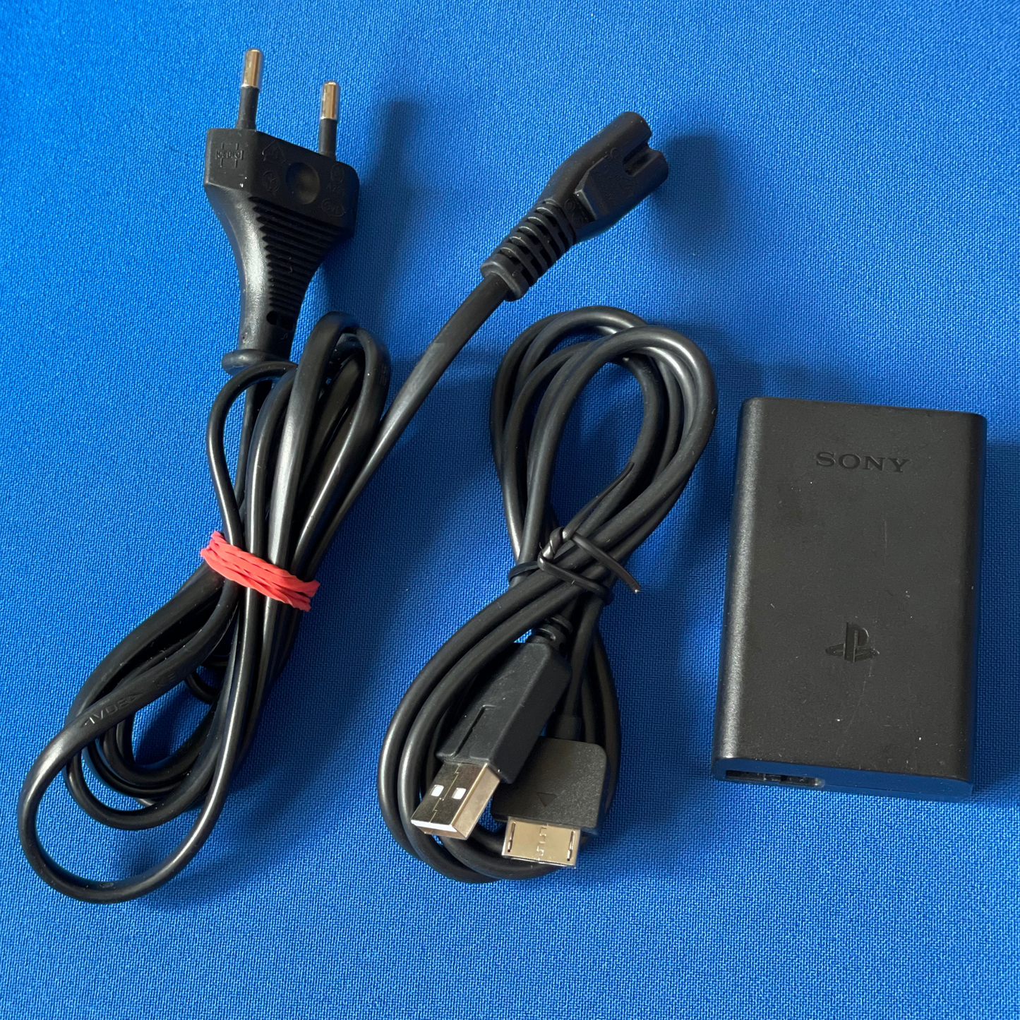 Sony PlayStation Vita 1000 (OLED) kompletní balení