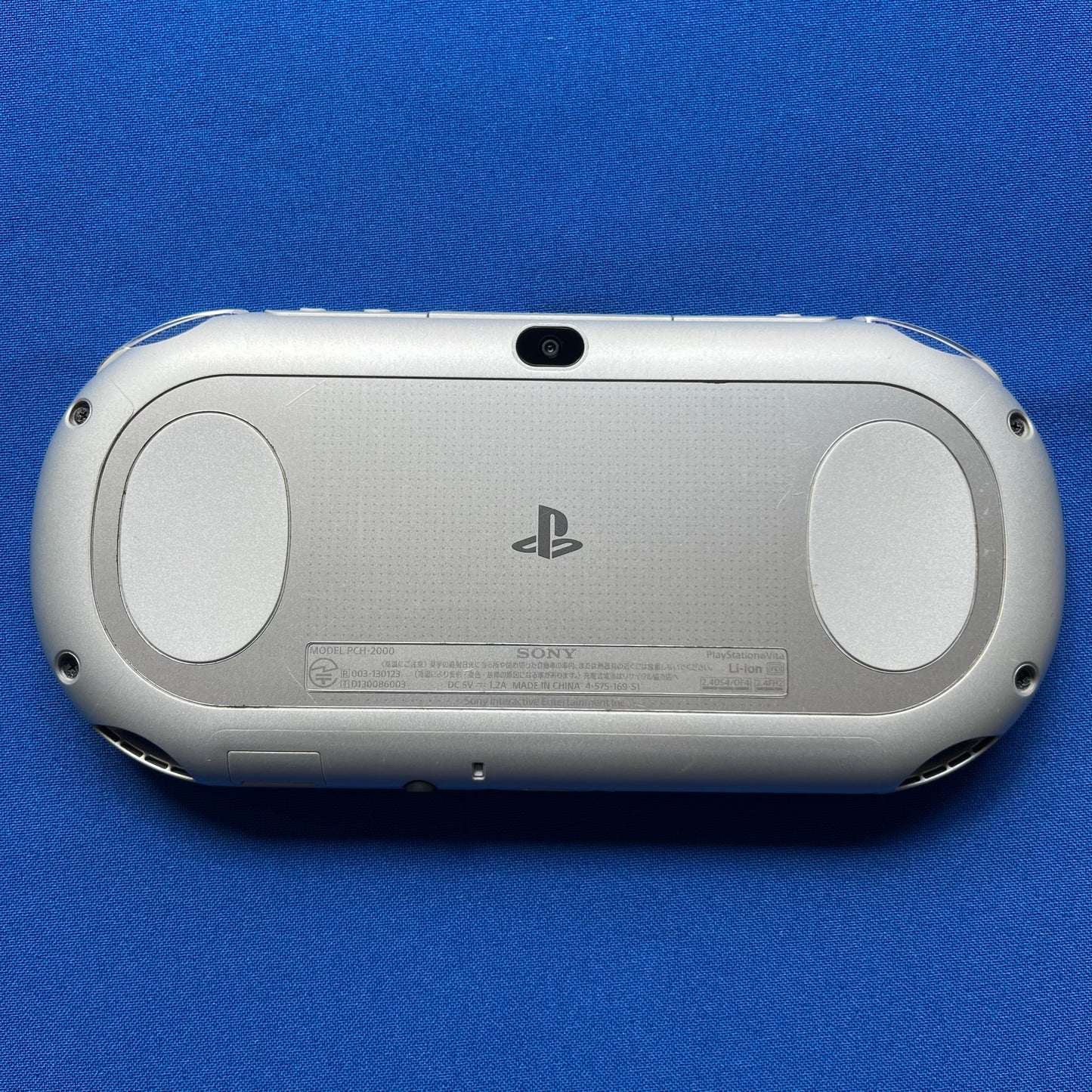 Sony PlayStation Vita 2000 (Slim) Ice Silver