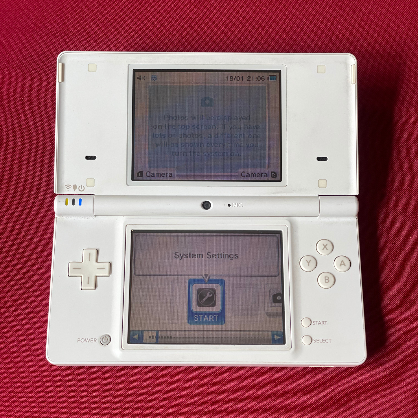 Nintendo DSi White