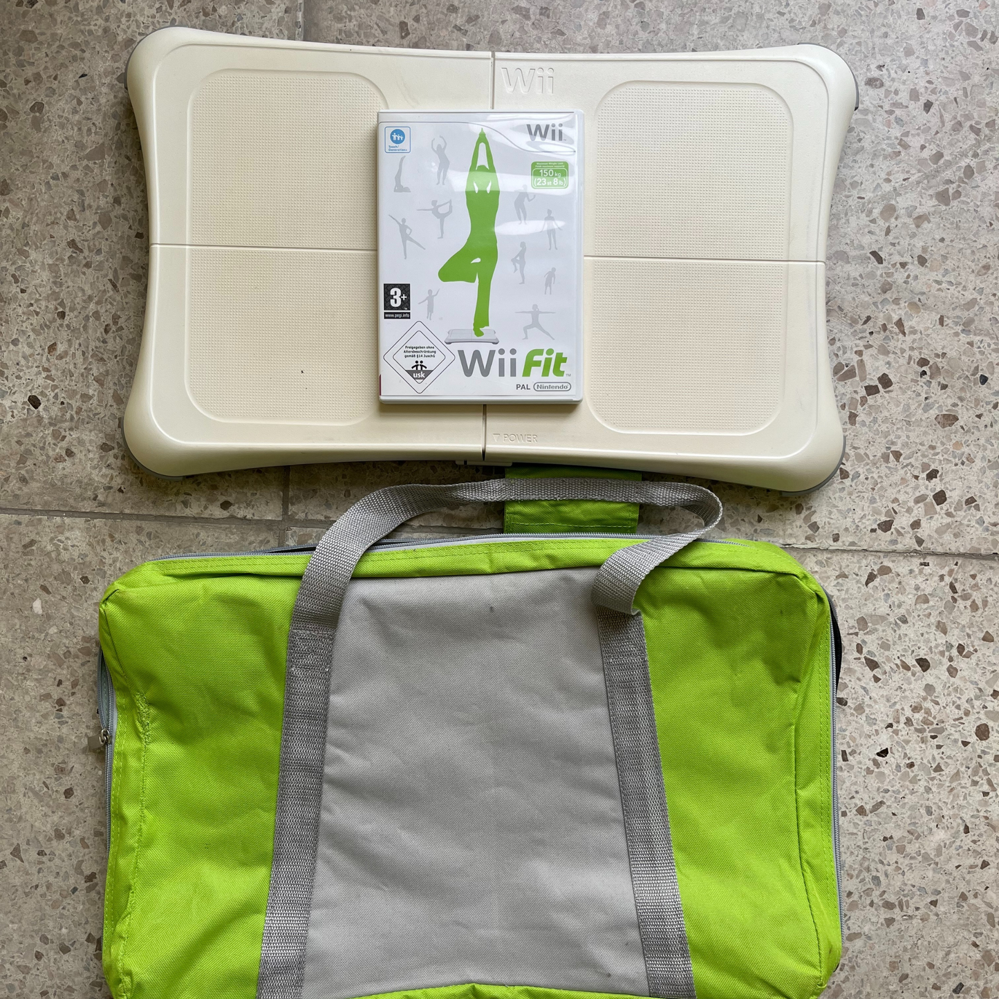 Nintendo Wii Balance Board + Wii Fit Plus