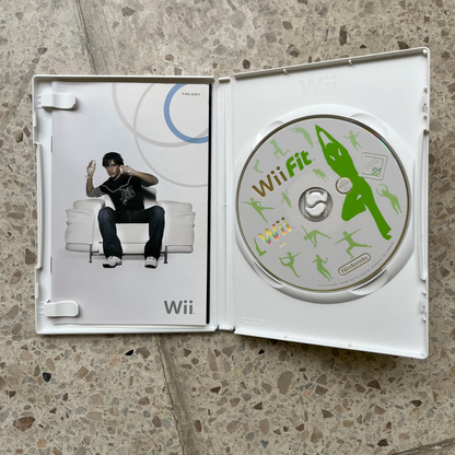 Nintendo Wii Balance Board + Wii Fit Plus