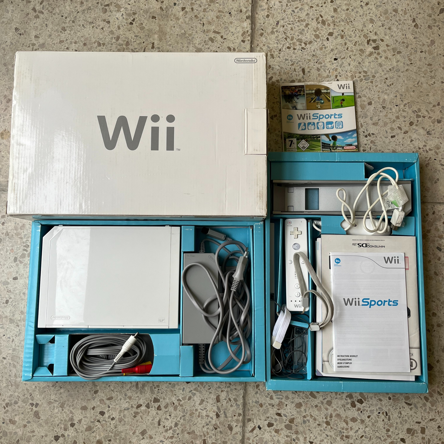 Nintendo Wii White RVL-001 Kompletní balení + Wii Sports