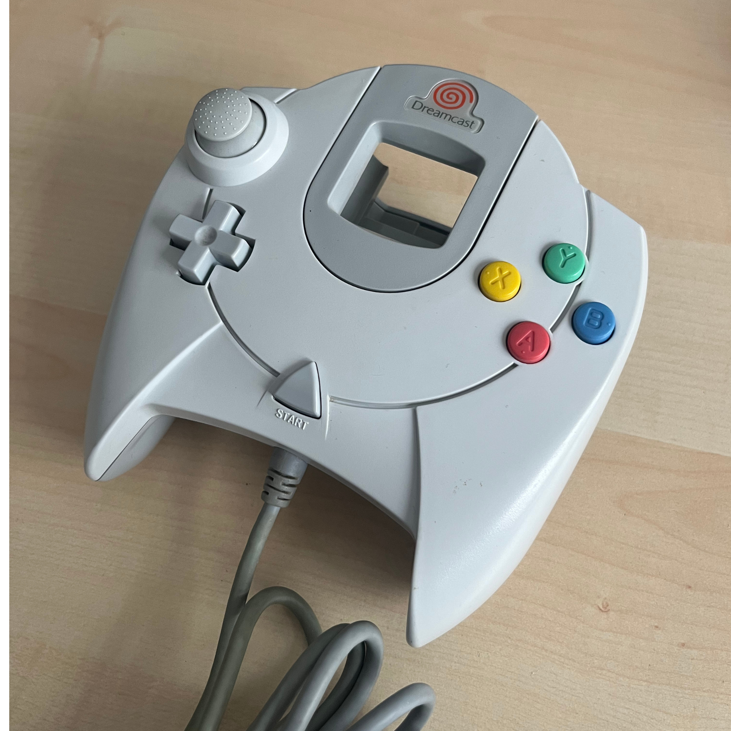 Sega Dreamcast s GDENU módem