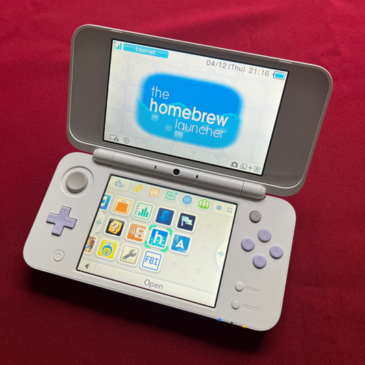 New Nintendo 2DS XL Levander
