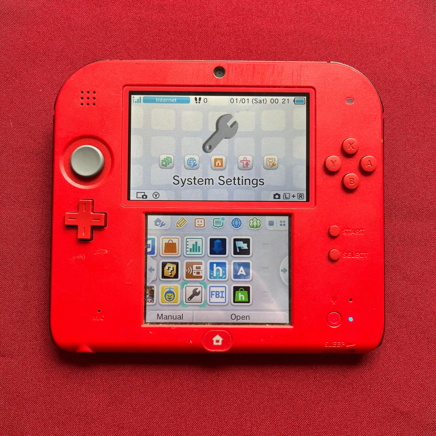 Nintendo 2DS Crimson Red