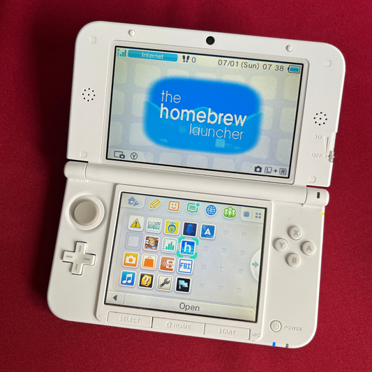Nintendo 3DS LL (XL) White
