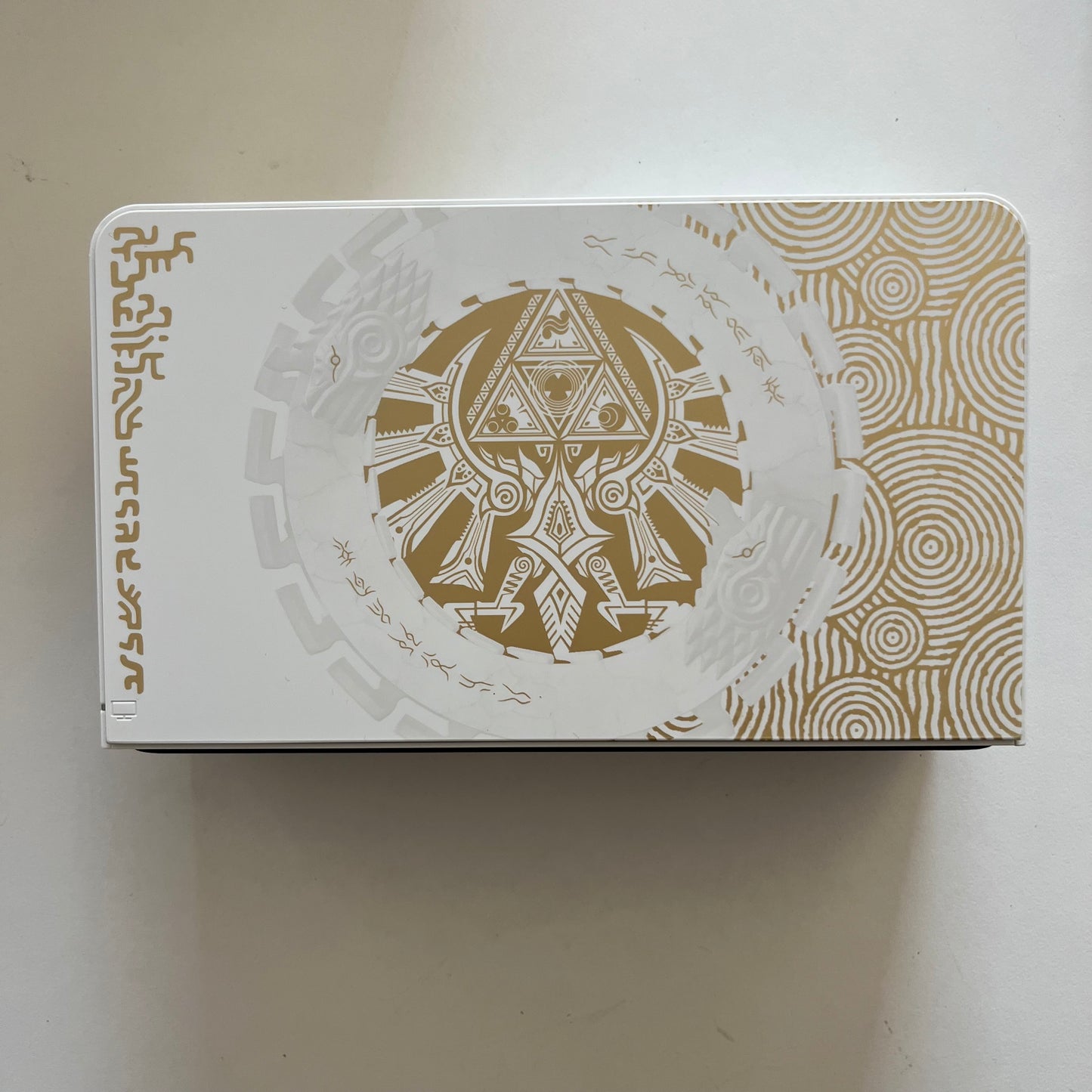 Nintendo Switch OLED Zelda Tears Of The Kingdom special edition