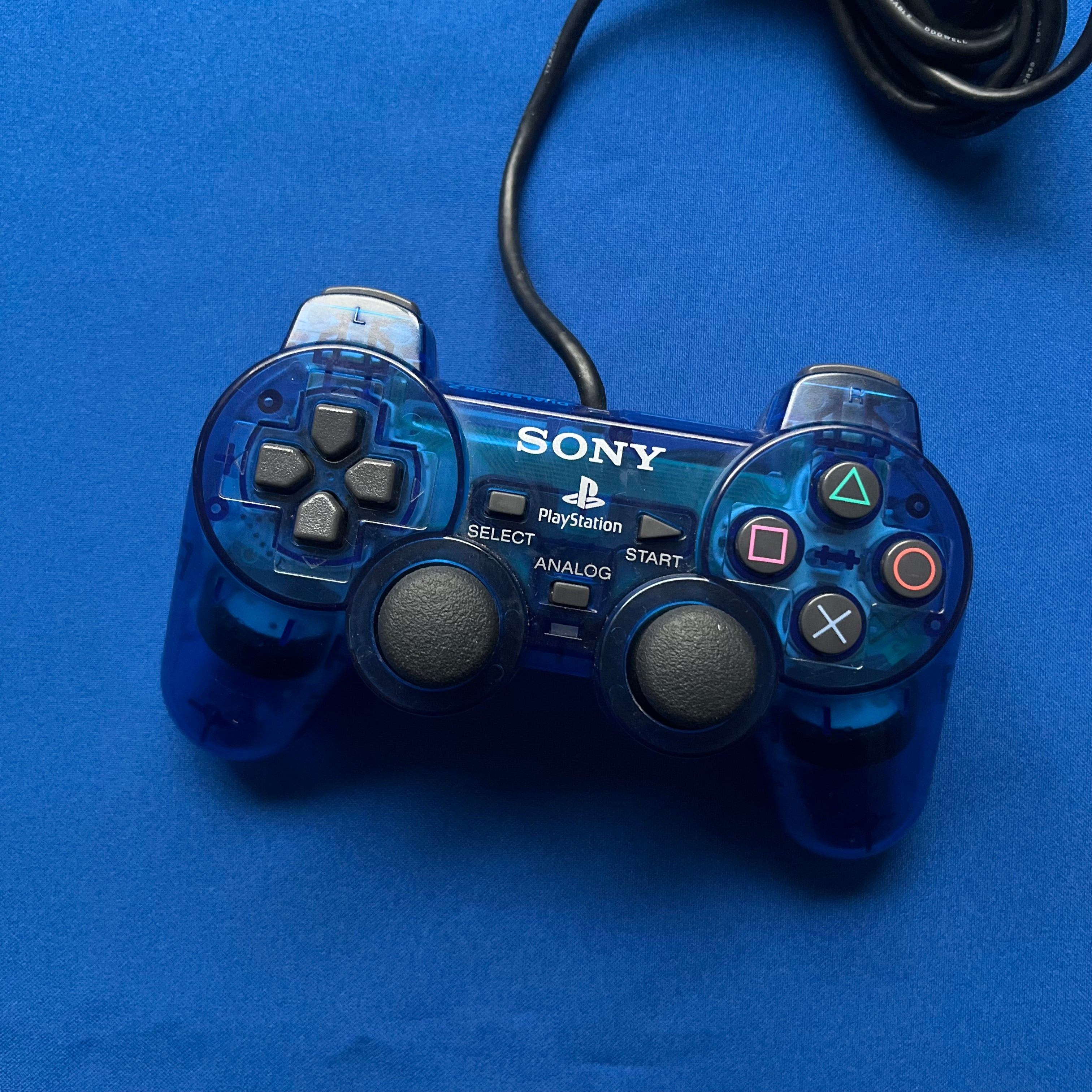 Sony Dualshock 2 Ocean Blue pro PS2 – Retro Koutek