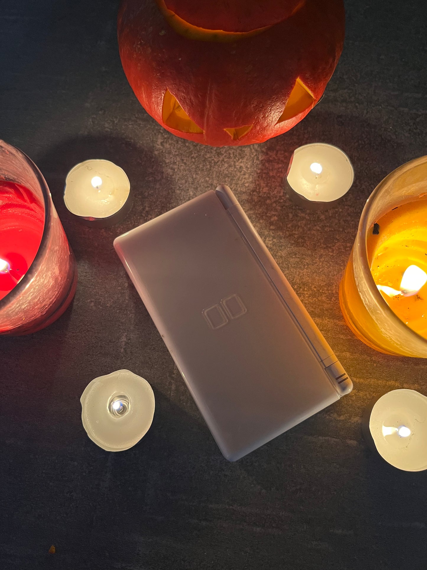 Nintendo DS Lite v "Děsivém stavu"